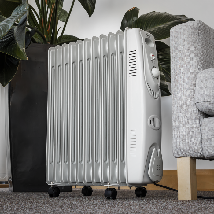 11-Element Oil-Filled Radiator 2500W/230V | RD2500