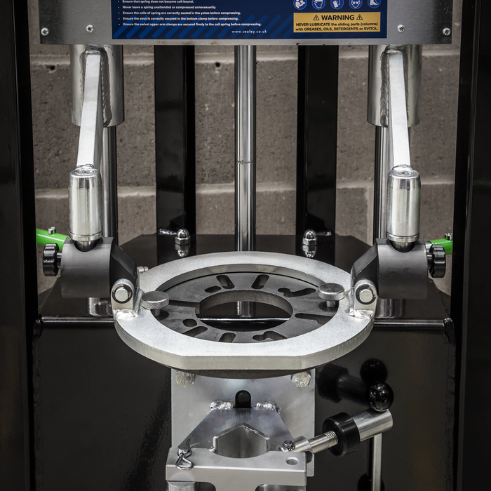 Coil Spring Upper Bracket | RE04
