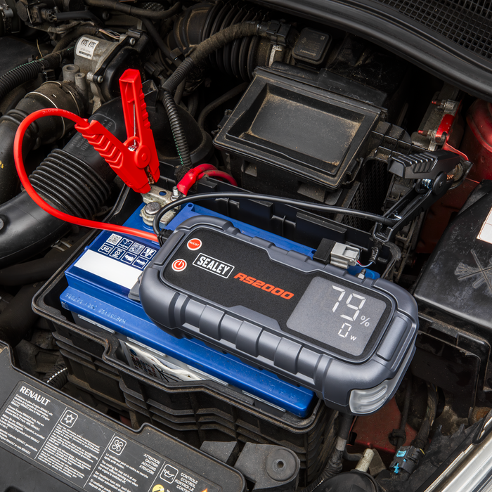 RoadStart® 12V Jump Starter Power Pack 2000A | RS2000