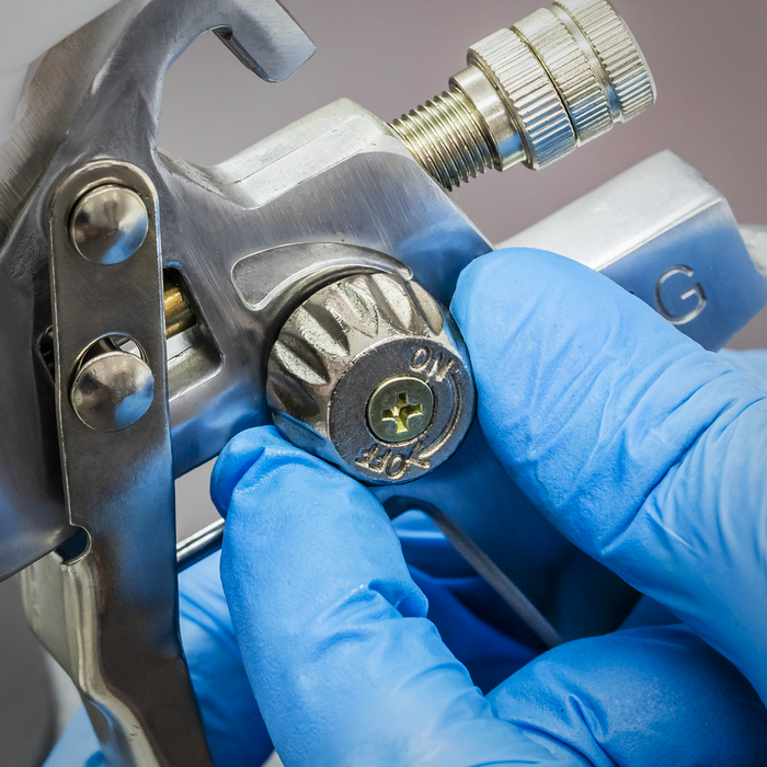 Siegen General-Purpose Gravity Feed Spray Gun 1.4mm Set-Up | S641G