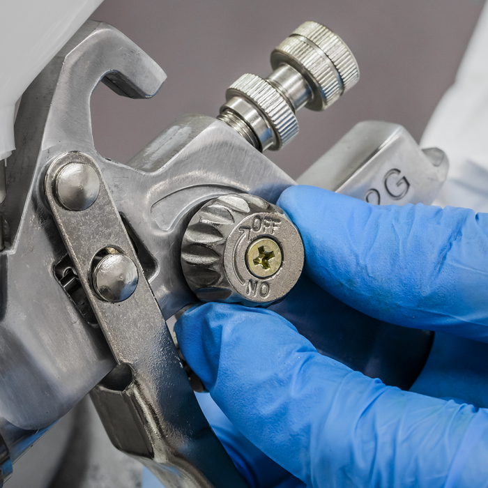 Siegen General-Purpose Gravity Feed Spray Gun 1.8mm Set-Up | S642G