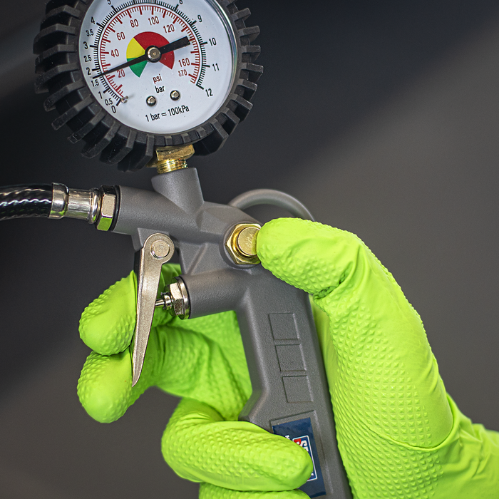 Tyre Inflator with Gauge | SA332