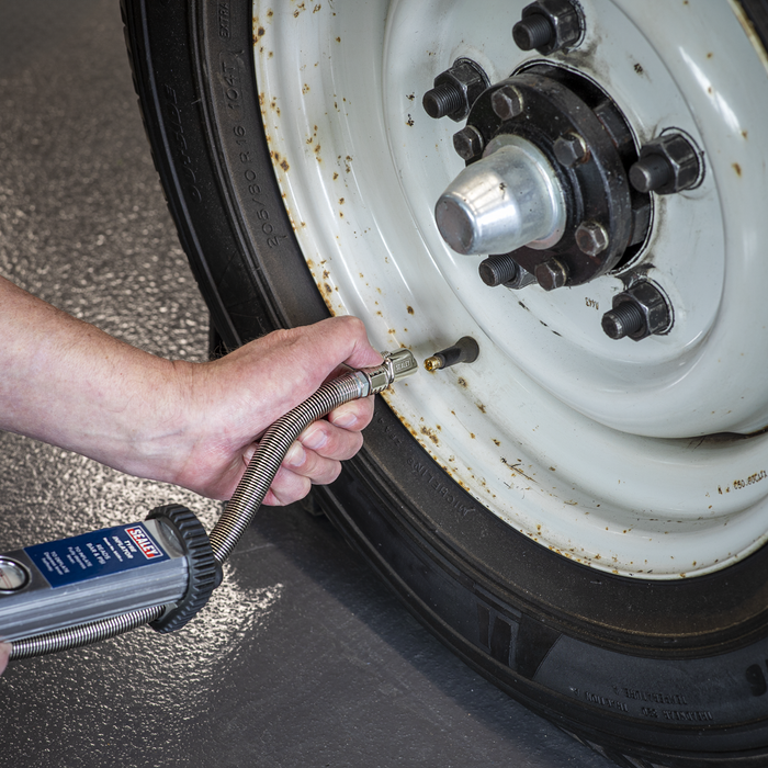 Clip-On Connector for Tyre Inflators | SA361