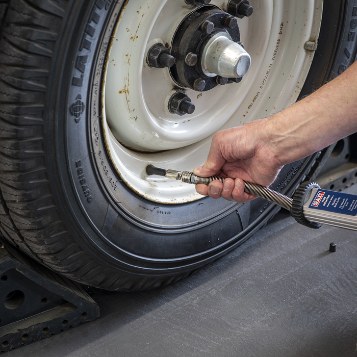 Clip-On Connector for Tyre Inflators | SA361