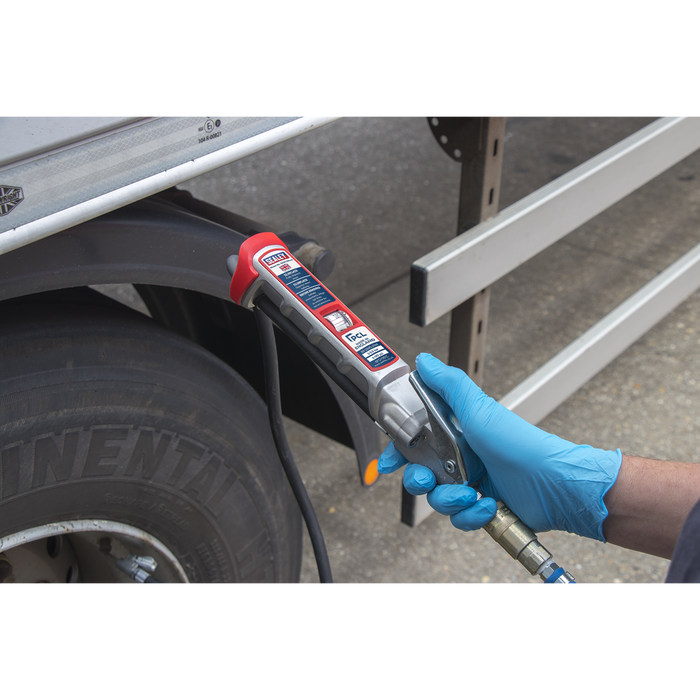 PCL Professional Tyre Inflator with 2.5m Hose & Clip-On Connector | SA37/94