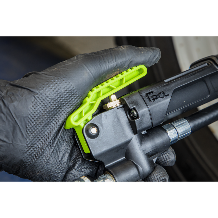 PCL Airlite Eco Tyre Inflator with Clip-On Connector | SA37/98