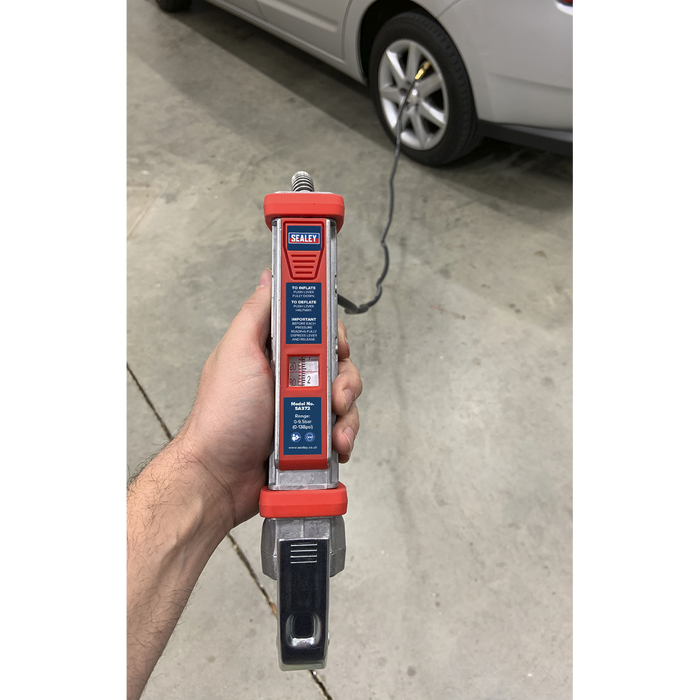 Tyre Inflator with 2.7m Hose & Clip-On Connector | SA372