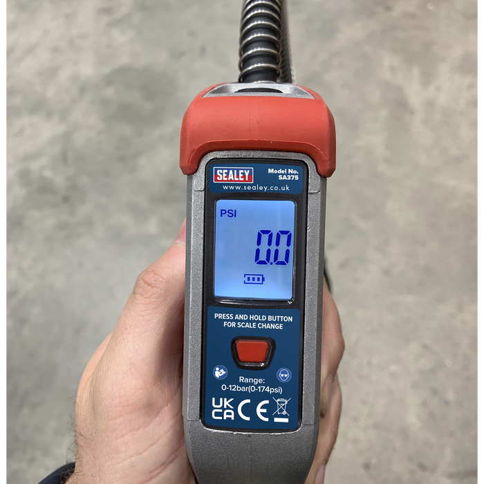 Digital Tyre Inflator with 2.7m Hose & Clip-On Connector | SA375