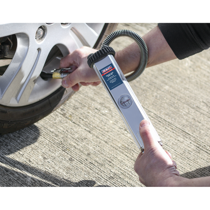 Tyre Inflator with Clip-On Connector | SA395