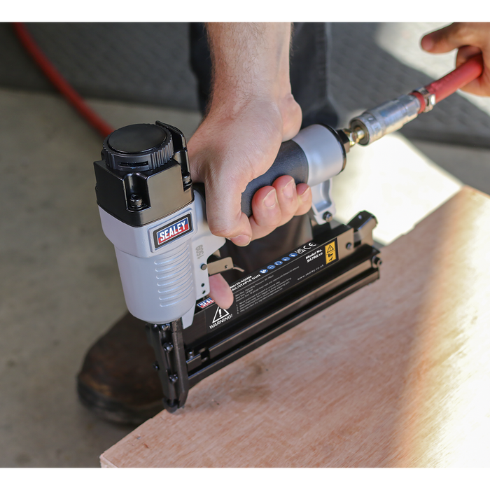 Air Nail/Staple Gun 10-50mm/10-40mm Capacity | SA792