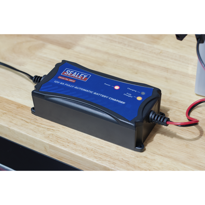 12V Fully Automatic Battery Maintainer/Charger 4A | SBC4