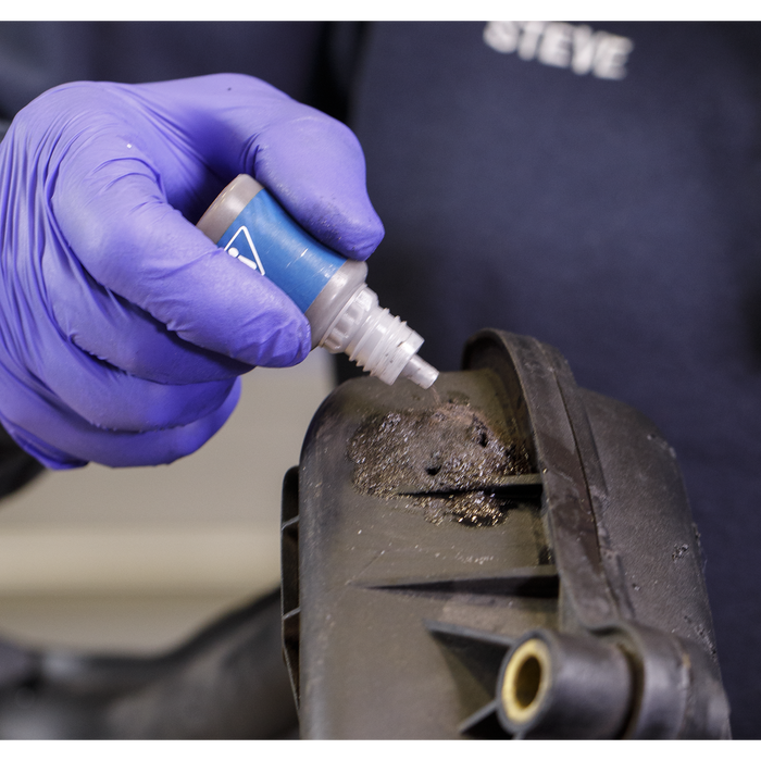 Fast-Fix Filler & Adhesive - Black | SCS908