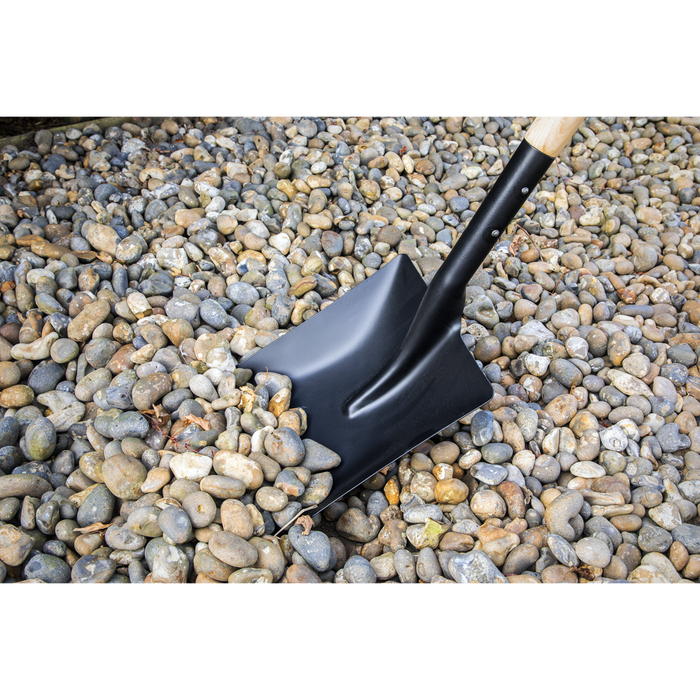 Shovel with 710mm Wooden Handle | SH710