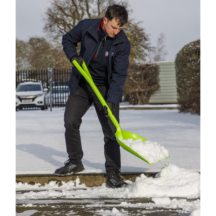 General-Purpose Polypropylene Shovel with 690mm Handle | SS10