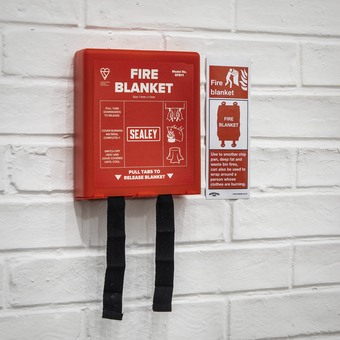 Worksafe® Fire Blanket, Rigid Plastic Safety Sign - Pack of 10 | SS53P10