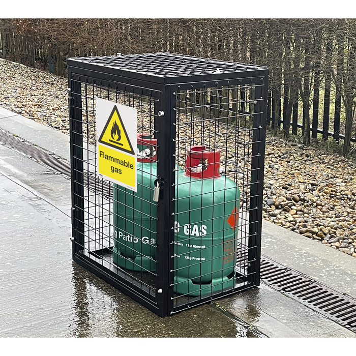 Worksafe® Flammable Gas Safety Sign - Self-Adhesive Vinyl | SS59V1
