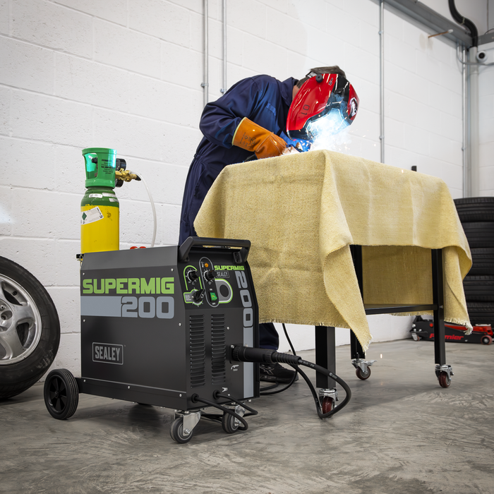 Professional Gas/Gasless MIG Welder with Binzel® Euro Torch 200A 230V | SUPERMIG200