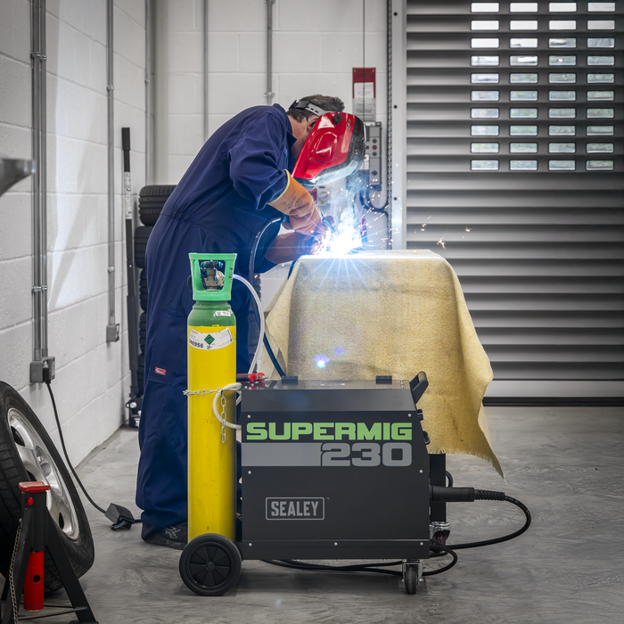 Professional Gas/Gasless MIG Welder with Binzel® Euro Torch 230A 230V | SUPERMIG230