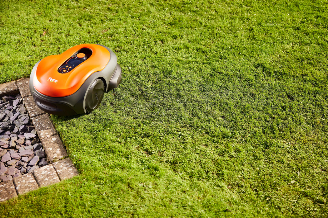 Flymo UltraLife 1500 Robotic Lawnmower  | 970715201