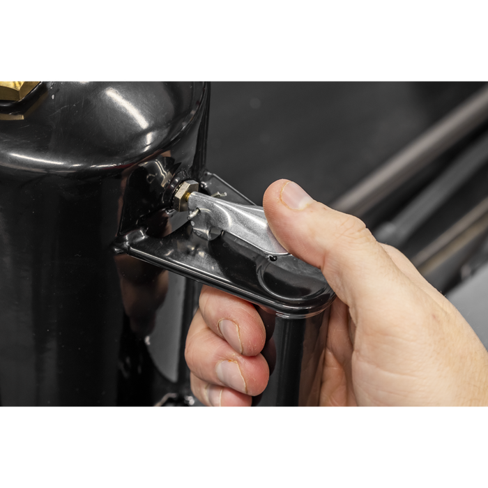 Black Non-Aerosol Spot Sprayer | TP900B