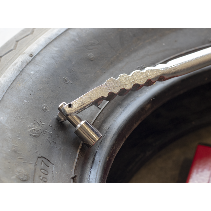 Tyre Valve Installer | TST/TVI