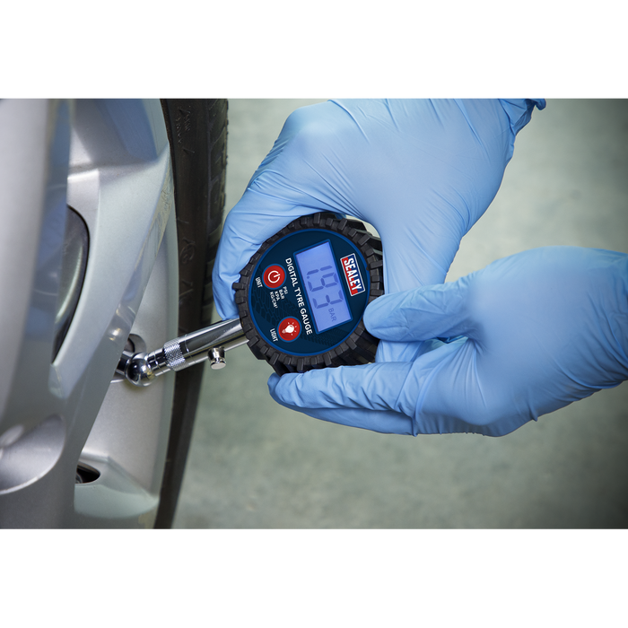 Digital Tyre Pressure Gauge with Swivel Head & Quick Release | TST001