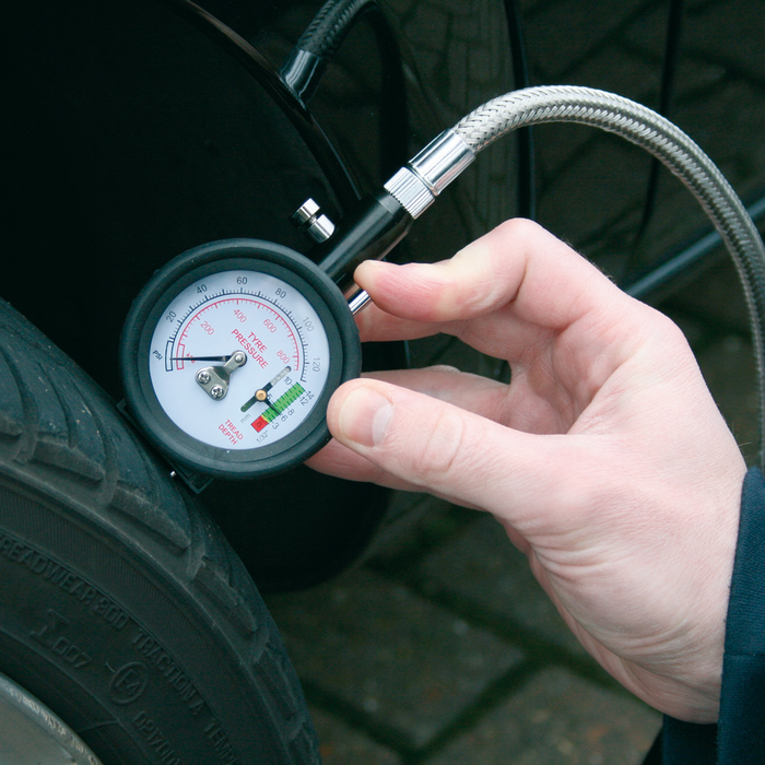 Tyre Pressure Gauge & Tyre Tread Depth Gauge with Flexible Hose 0-8bar(0-120psi) | TSTPDG02