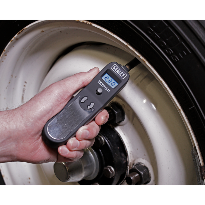 Digital Tyre Pressure & Tread Depth Gauge | TSTPG11