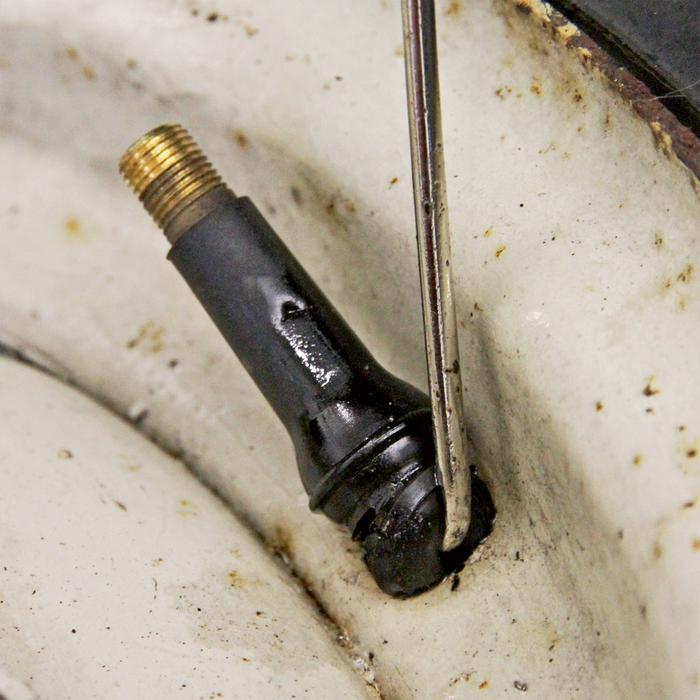 Tyre Valve Removal/Installation Tool | TSTVRK