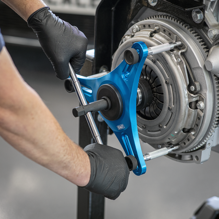 Self-Adjusting Clutch Tool | VS011
