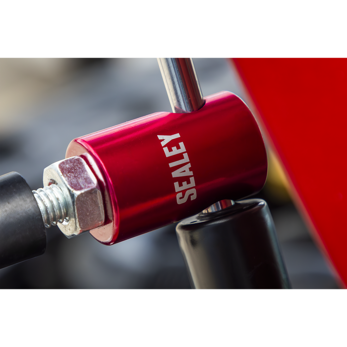 Bonnet Strut Clamp | VS0149