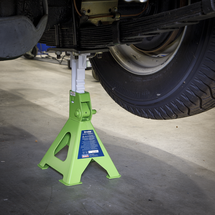 Ratchet Type Axle Stands (Pair) 3 Tonne Capacity per Stand - Hi-Vis Green | VS2003HV
