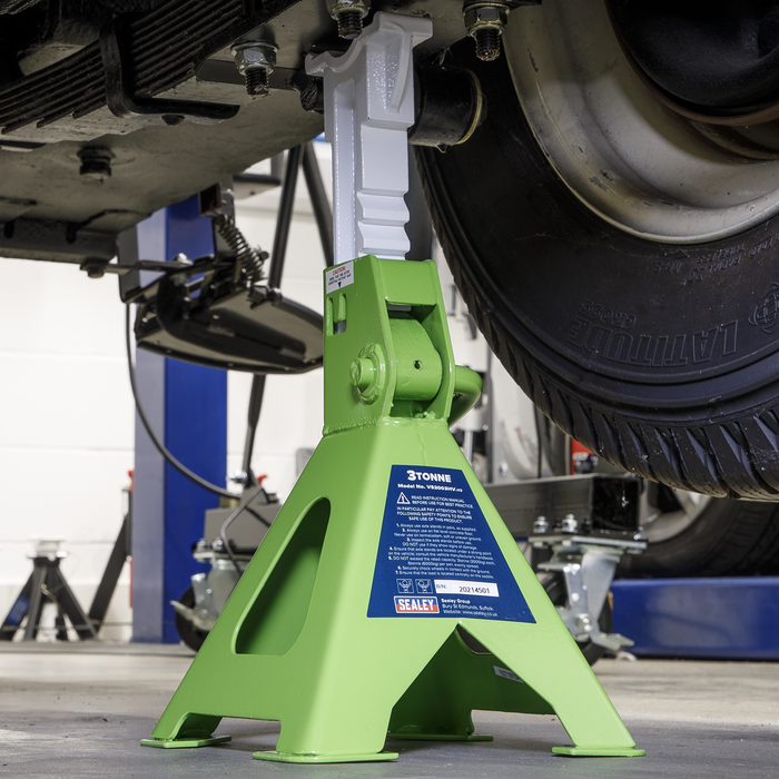 Ratchet Type Axle Stands (Pair) 3 Tonne Capacity per Stand - Hi-Vis Green | VS2003HV