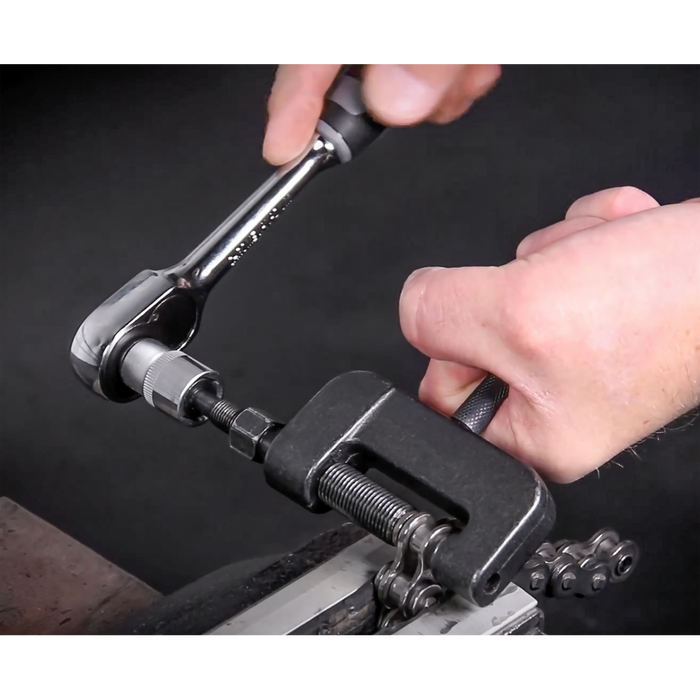 Motorcycle Chain Maintenance Kit | VS779KIT