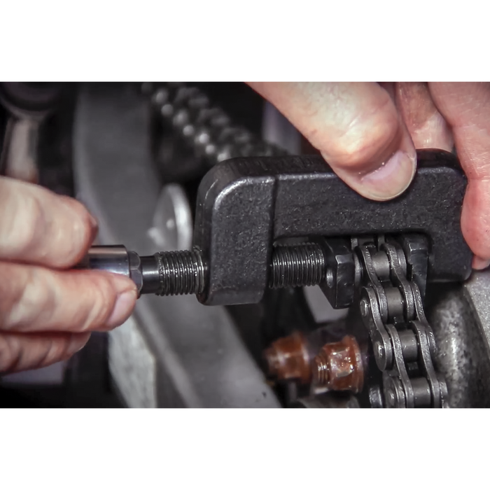 Motorcycle Chain Maintenance Kit | VS779KIT