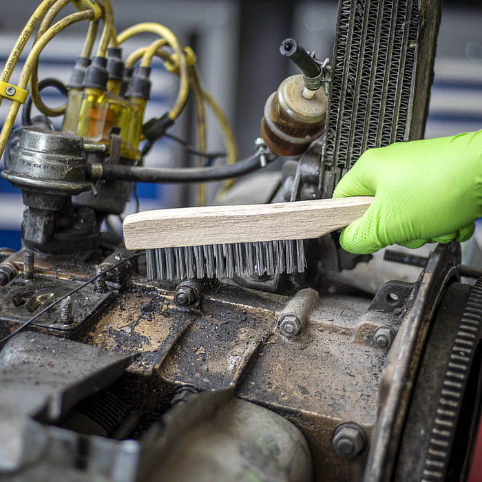 Engineer’s Wire Brush with Steel Fill 260mm | WB02