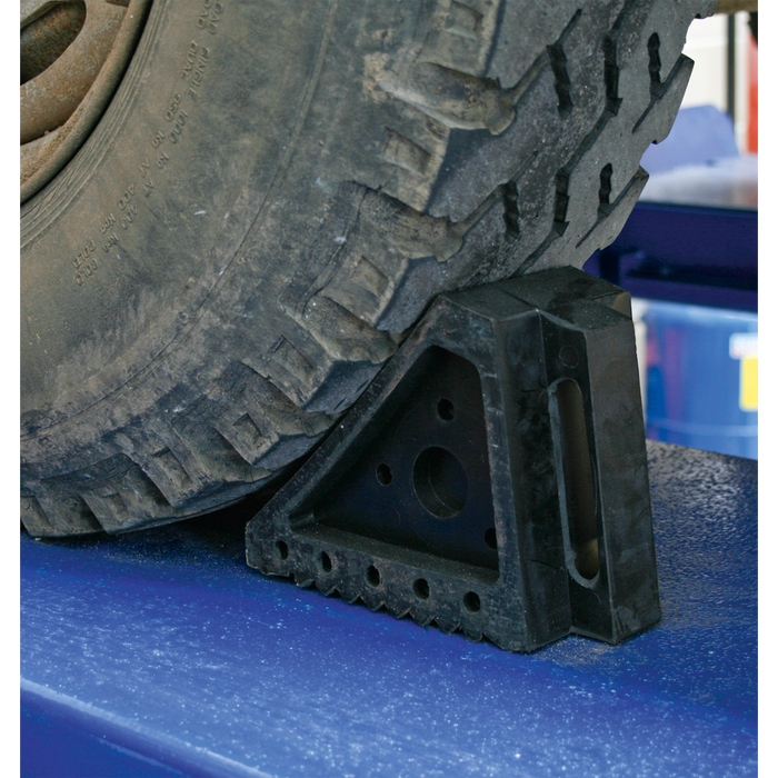 Rubber Wheel Chocks - Pair | WC01