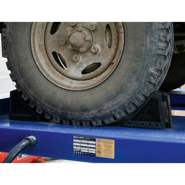Rubber Wheel Chocks - Pair | WC01