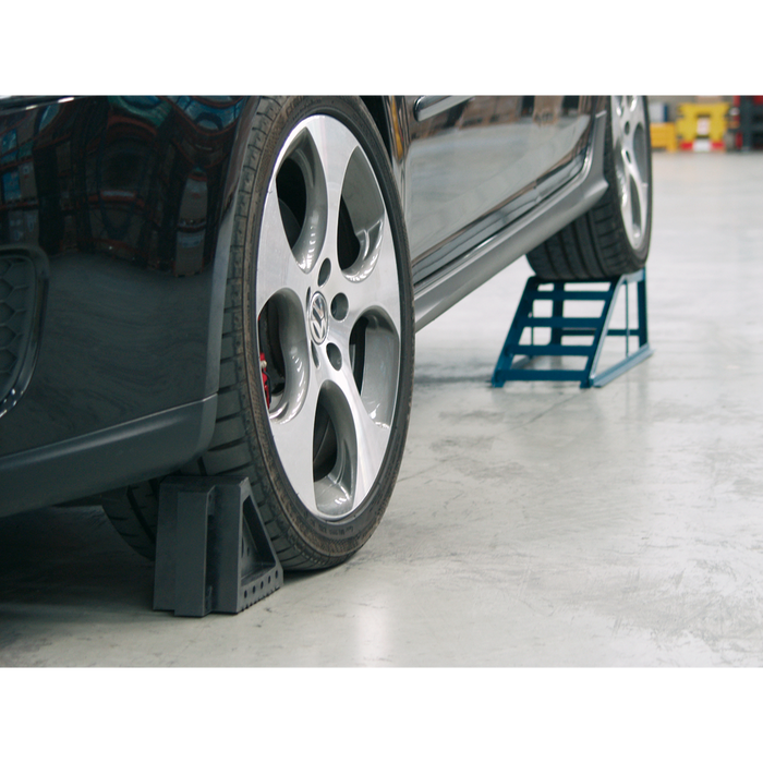 Rubber Wheel Chocks - Pair | WC01