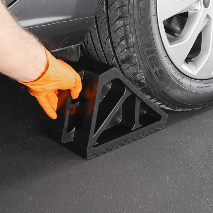 Rubber Wheel Chocks - Pair | WC02