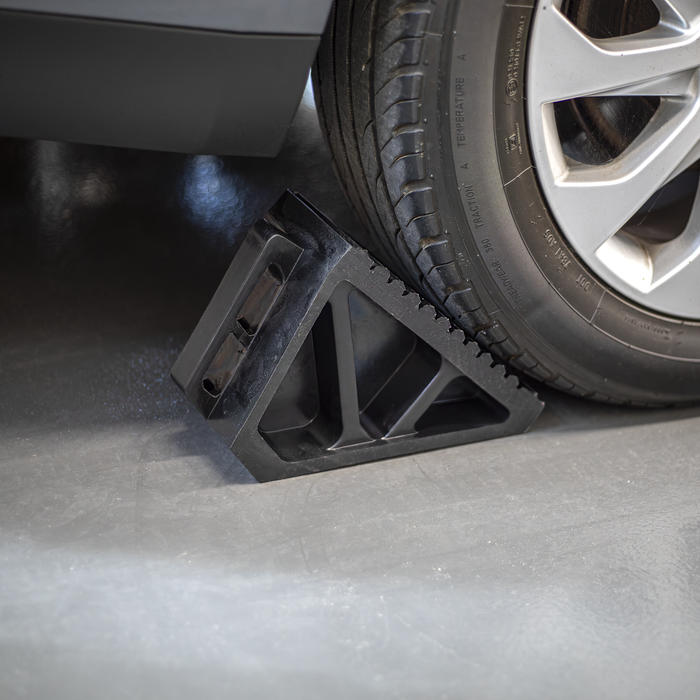 Rubber Wheel Chocks - Pair | WC02