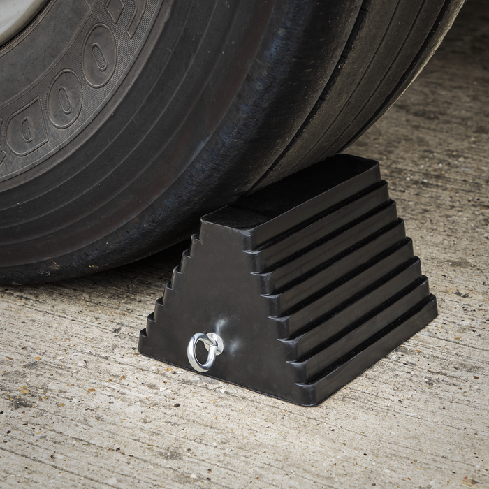 Rubber Wheel Chock 3.8kg - Single | WC03