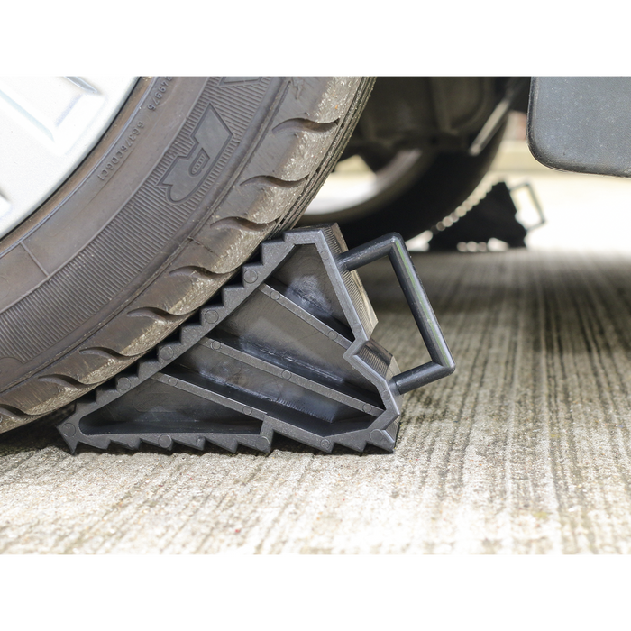 Composite Wheel Chocks - Pair | WC09