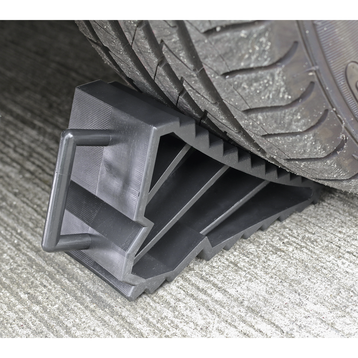 Composite Wheel Chocks - Pair | WC09